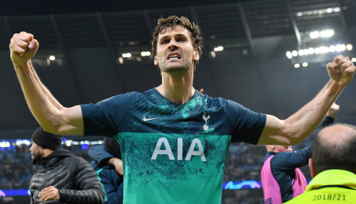 출처=토트넘트위터