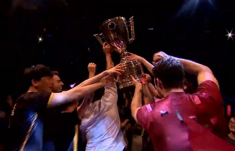 터키 챔피언십 리그 서머에서 우승한 로열 유스(사진=중계 화면 캡처).