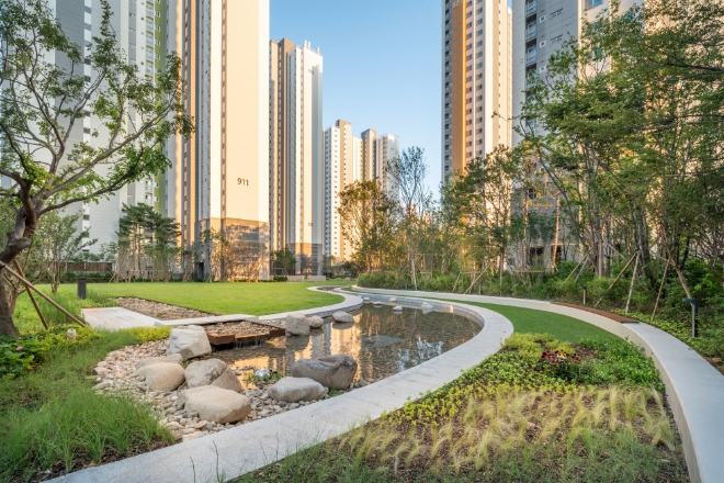 힐스테이트 운정 ‘물의 정원(Wave Carpet)’