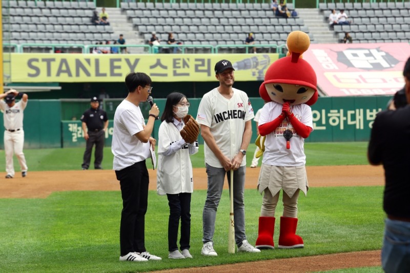 폭스바겐코리아, 'SK 와이번스 희망더하기'와 함께한 기부 행사 '쇼미더스피드' 성료