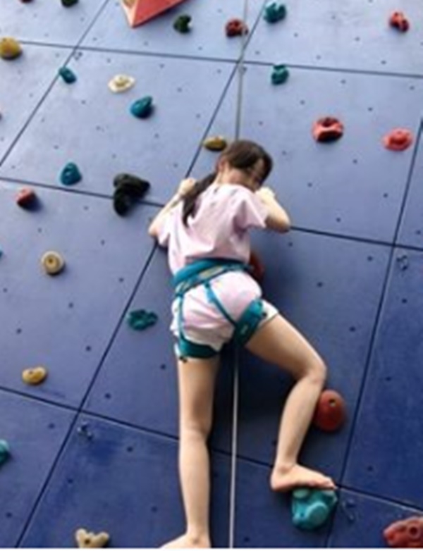 카더라통신, 억울한 피해 여배우 계속 나올 듯..이번엔 김슬기 때리기, '괴담' 가해자 누군가 했더니?