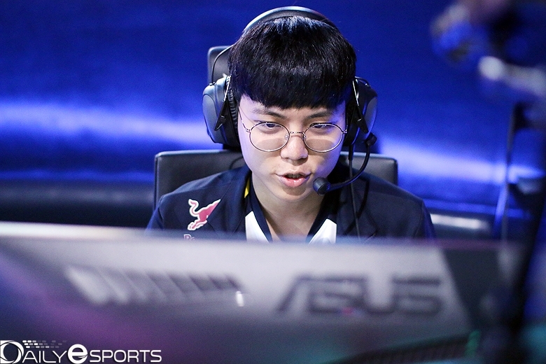 니달리로 슈퍼 플레이를 펼친 '커즈' 문우찬.