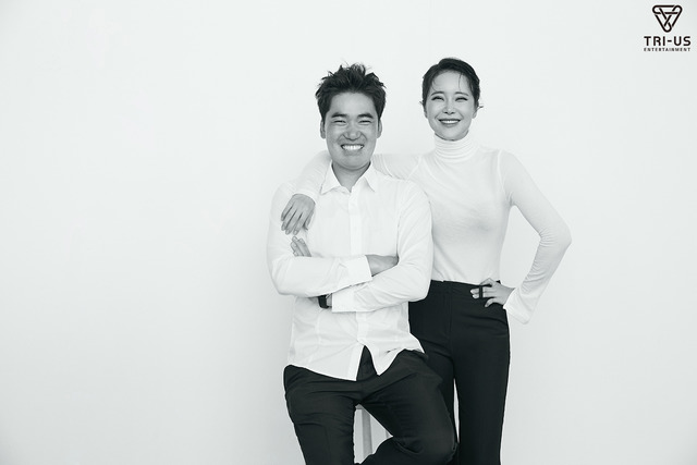 트라이어스엔터제공