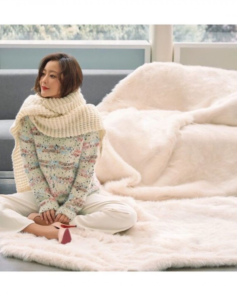 김희선사진=인스타그램캡처