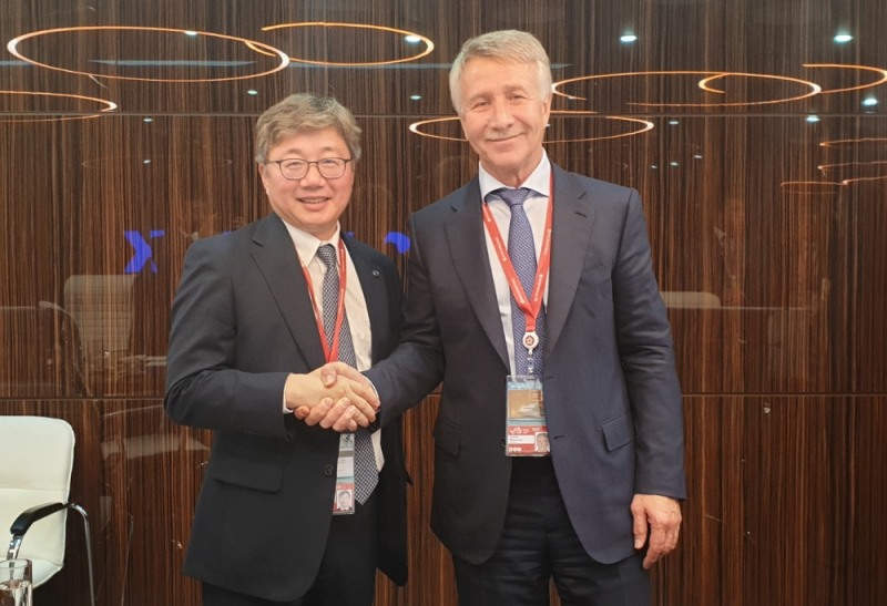 (좌측_한국가스공사 채희봉 사장)