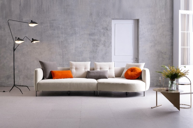 사진=에싸 신제품 〈핌리코 4인 원형카우치형 카시미라 패브릭소파〉