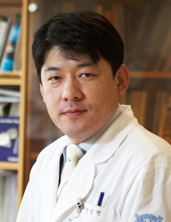 분당서울대학교병원 비뇨의학과 정성진 교수