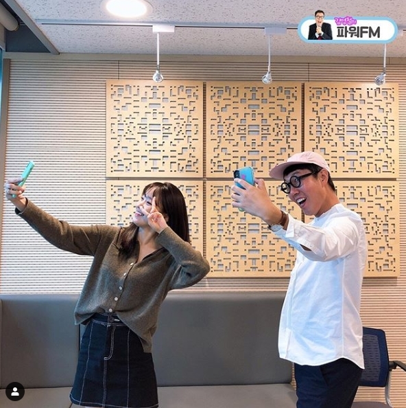 에스엔에스
