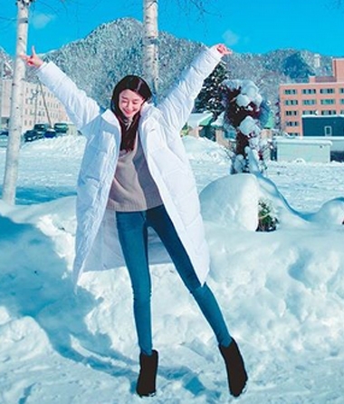 눈을 의심할 정도...권나라, 서 있을 뿐인데 가느다란 젓가락라인