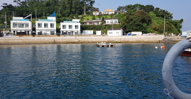 통영 맛집, 청정 바다 아름다운 낭만과 추억 ‘만지도 별장집’