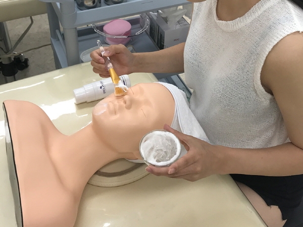 피부미용국가자격증 취득을 위한 가장 합리적인 선택은?