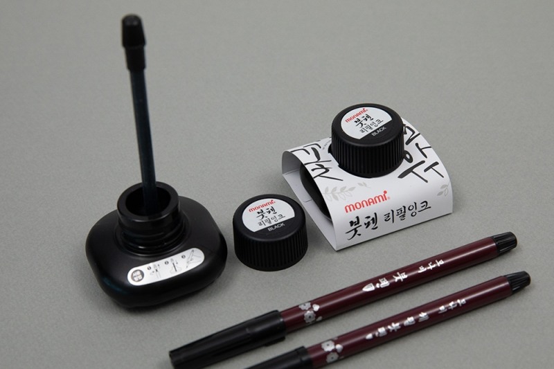 모나미, 더 오래 경제적 사용 가능한 '붓펜 리필 잉크' 출시