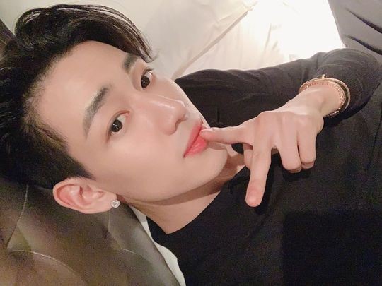 사진=갓세븐뱀뱀인스타그램