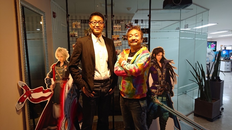 스퀘어에닉스 케이 히로노 총괄 프로듀서(왼쪽)와 히로키 후지모토 프로듀서.