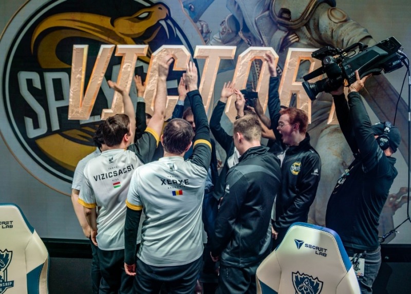 플레이-인 스테이지를 통과한 스플라이스 선수들(사진=라이엇 게임즈 제공).