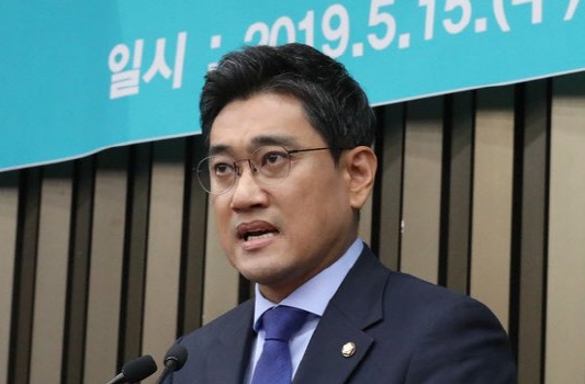 오신환 바미당 원내대표 "대통령은 즉시 대국민 사과를 하라"