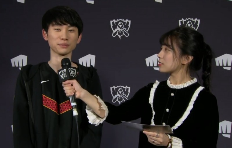 펀플러스 피닉스의 미드 라이너 '도인비' 김태상(왼쪽, 사진=생중계 화면 캡처).