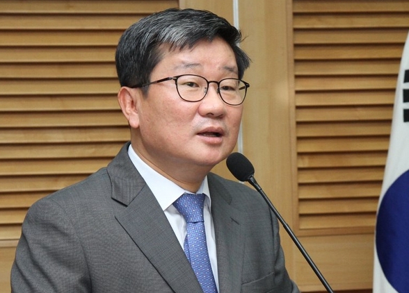 전해철 의원 사실상 법무부 장관 뜻 없음 밝혀... "총선 나간다"