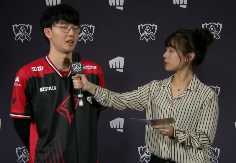 그리핀의 원거리 딜러 '바이퍼' 박도현(왼쪽, 사진=생중계 화면 캡처).