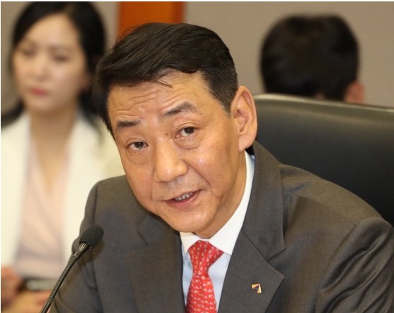 권용원 금융투자협회회장, 직장내 갑질 및 성희롱 논란