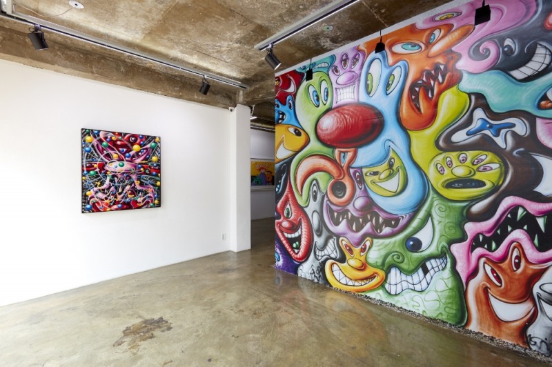 케니 샤프(Kenny Scharf) 개인전 'Anxiously Optimistic 〈불안하게 낙관적인〉' 전시전경 / 사진=BAIK ART Seoul