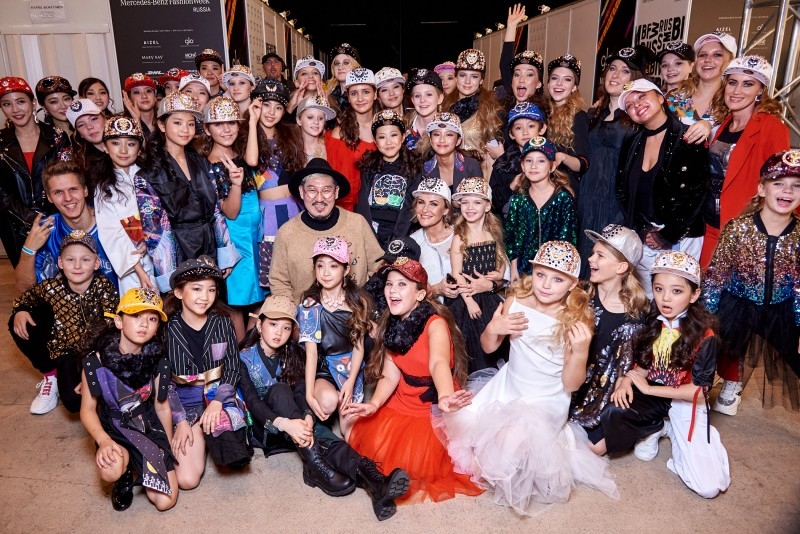 당차고 겁 없는 10대들! 세계 패션무대와 대중문화계에 도전하다