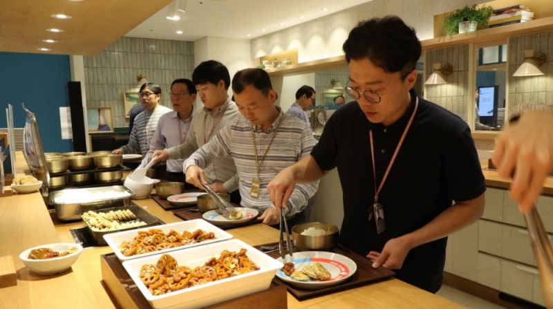 CJ프레시웨이, '세상을 바꾸는 특별한 한 끼' 운영