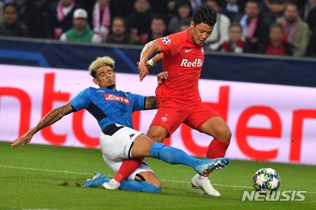 황희찬, PK 실축했지만 도움으로 만회…리그 7호 도움