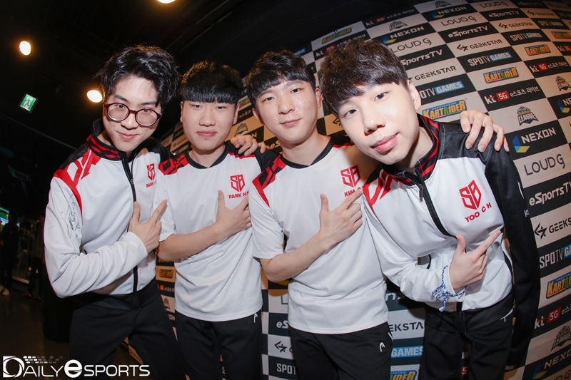 샌드박스 게이밍.