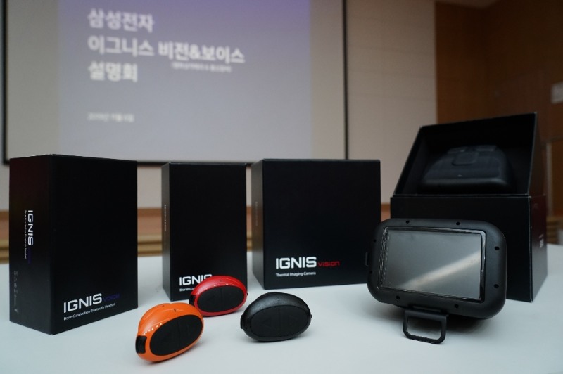 삼성전자, 화재현장 속 소방관들의 눈과 귀가 되다... 재난구조 장비 기부