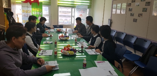 전남교육청이 목포정명여중에서 민주시민학교 찾아가는 공감토크를 실시했다./사진=도교육청