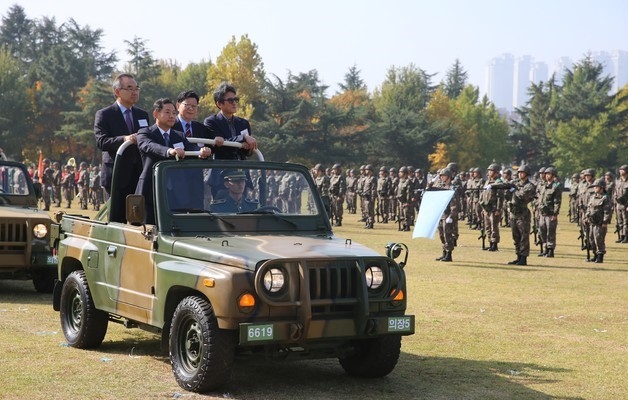 與, 총선 앞 띄우기 나서나 … 민주硏 "모병제 전환 필요" 보고서