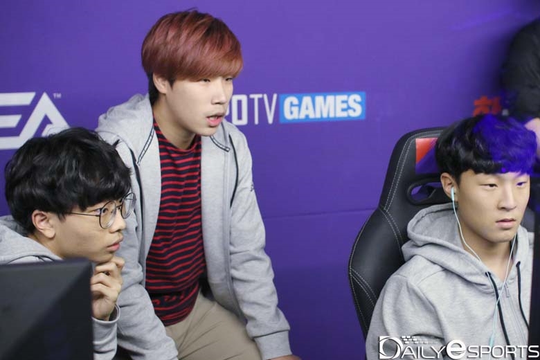 조2위로 4강에 오른 SUV.