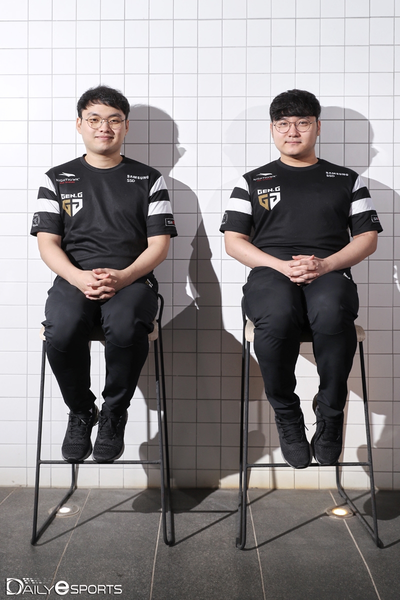 차승훈(왼쪽)과 고정완.