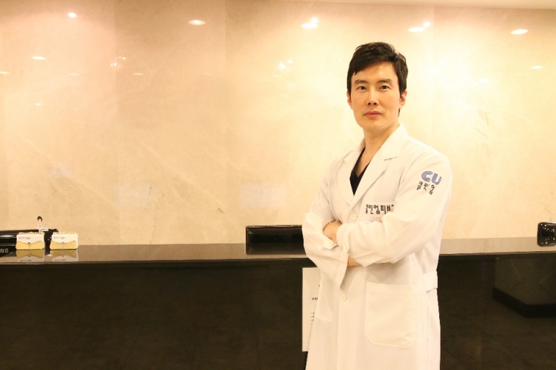 사진:CU클린업피부과 노원점 류정호 원장