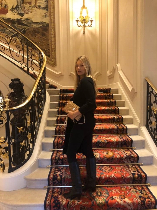 케이트 모스, 일상 패션도 '독보적 아우라'