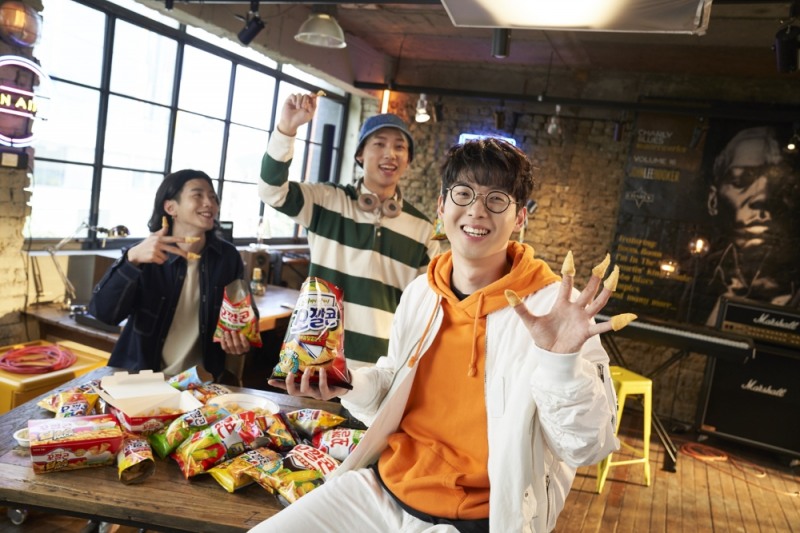 롯데제과 꼬깔콘, 광고모델로 가수 매드 클라운 발탁