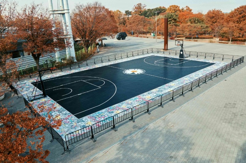 나이키, 지드래곤과 함께 파라-노이즈 농구 코트 기증