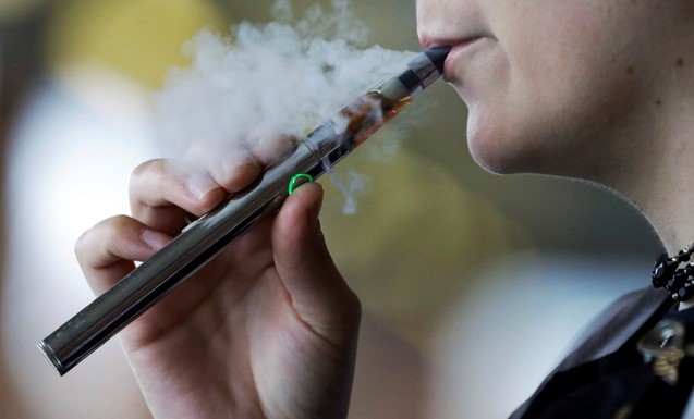 뉴욕 시의회, 향첨가 흡입식 전자담배 전면금지안 가결