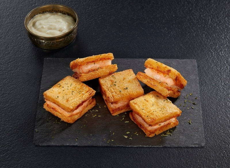 BBQ, 글로벌 트랜드 반영한 사이드 메뉴 '아란치니'와 '멘보샤' 출시