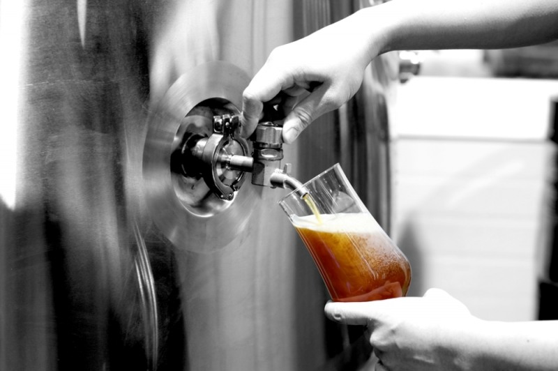 만 원 캔맥주 가격으로 고품질 수제맥주 4잔을 즐기자