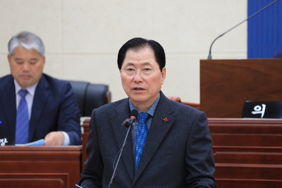 신우철 완도군수/사진=완도군