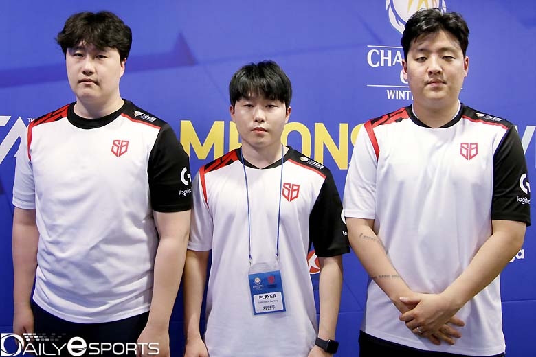 샌드박스 게이밍.