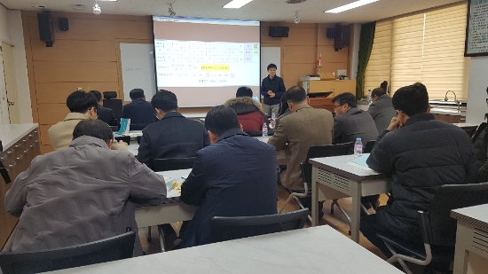 전남교육청이 16일 순천지역 일반고 수학교사 평가문항 출제역량강화 연찬회를 실시했다./사진=도교육청
