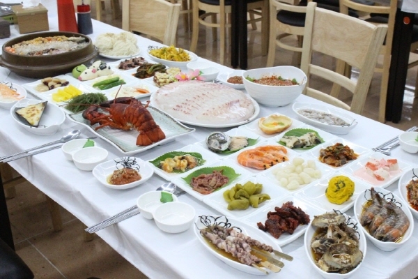 여수맛집 진남횟집, 제철 해산물로 현지인 추천 맛집으로 인기