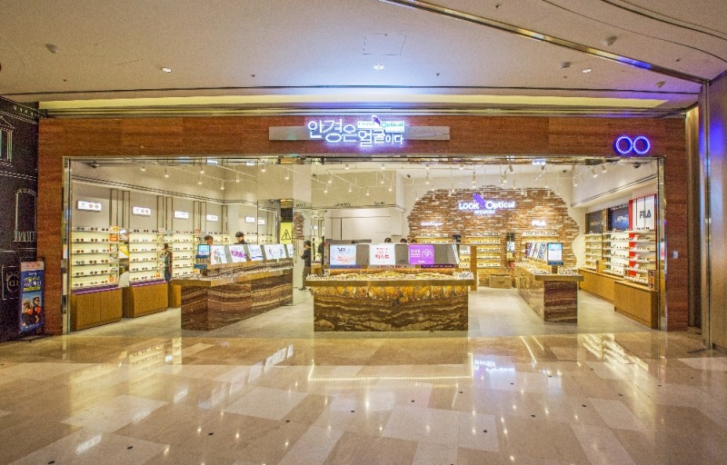 사진=룩옵티컬 롯데월드몰점
