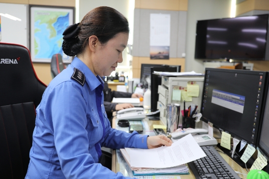 서해해경청 종합상황실 박영선 경사/사진=서해해경청