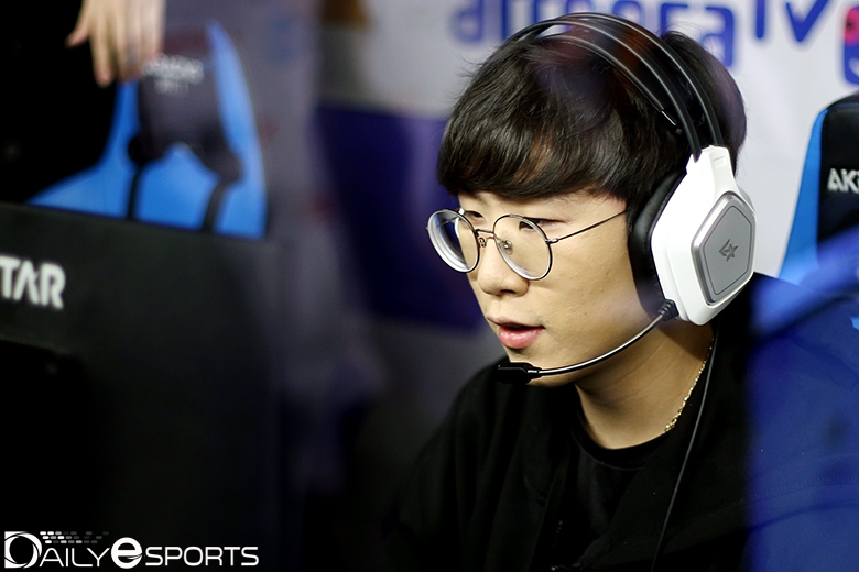 세나로 쿼드라킬을 달성한 젠지 e스포츠의 원거리 딜러 '룰러' 박재혁.