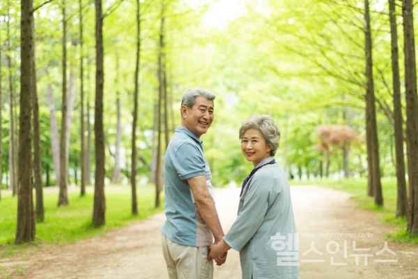 오늘부터 「노인맞춤돌봄서비스」를 시작합니다.
