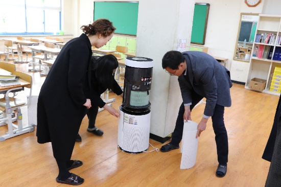 광주시교육청은 9일 학교 공기질 관리 강화를 위해 학교 현장을 직접 방문해 특별점검을 실시했다./사진=시교육청